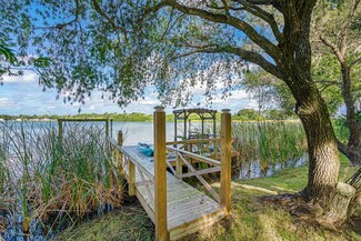 722 N Highland Ave, Tarpon Springs, FL 34688