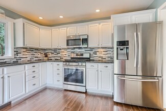 29 Cricket Ln, Concord, NH 03301
