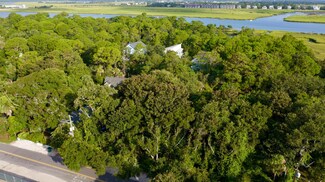 512 E Hudson Ave, Folly Beach, SC 29439