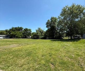 1603 Ruby St, Moundsville, WV 26041