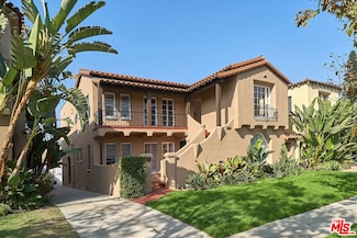 1213 Stearns Dr, Los Angeles, CA 90035