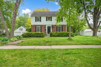 828 11th St SW, Rochester, MN 55902