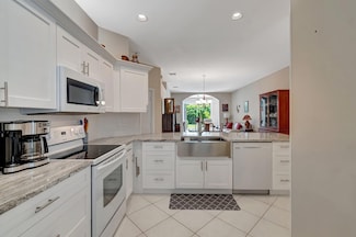 10588 Royal Caribbean Cir, Boynton Beach, FL 33437