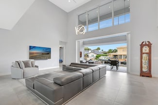 807 Dover St, Boca Raton, FL 33487