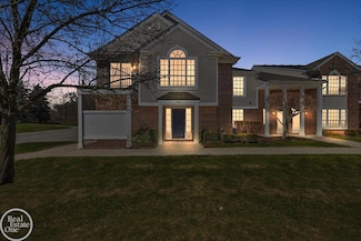 45535 Heather Ridge Dr Unit 102, Macomb, MI 48044