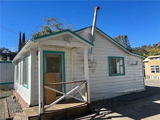 12958 3rd St, Clearlake Oaks, CA 95423