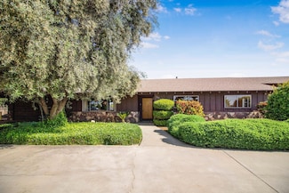 780 E Myer Ave, Exeter, CA 93221