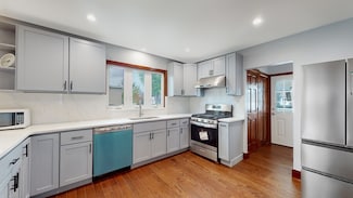 21 3rd St Unit 2, Medford, MA 02155