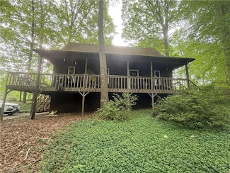 172 Amberly Dr, Lexington, NC 27295