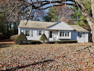 31 Pineywood Rd, Southwick, MA 01077