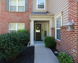 7116 English Dr Unit 1203, Cincinnati, OH 45244
