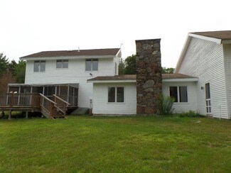 97 Mount Delight Rd, Deerfield, NH 03037