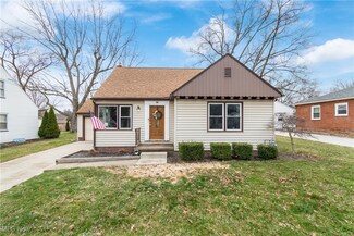 1024 Roseland Rd, Alliance, OH 44601