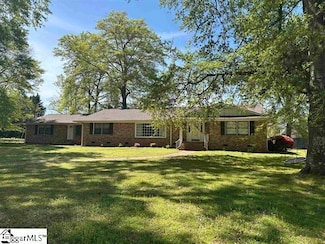 106 Ansel Dr, Clinton, SC 29325