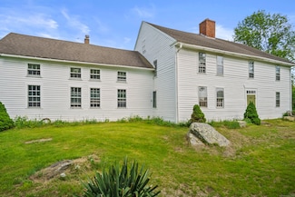 457 Roode Rd, Jewett City, CT 06351
