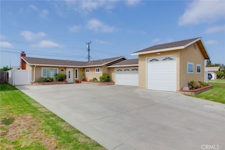 6791 Retherford Dr, Huntington Beach, CA 92647