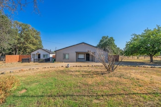 19825 Gas Point Rd, Cottonwood, CA 96022