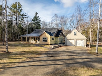 165 Glenwood Ln, Northport, ME 04849