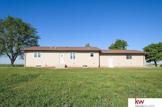 56420 708th Rd, Fairbury, NE 68352