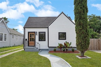 2327 Pauline St, New Orleans, LA 70117