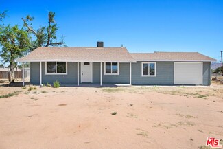 21928 Fox Ave, Apple Valley, CA 92307