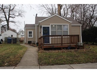 3922 10th St, Des Moines, IA 50313