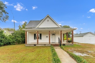 102 Kitson St, Greenwood, SC 29649