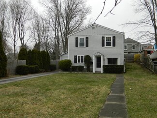 197 Wompatuck Rd, Hingham, MA 02043