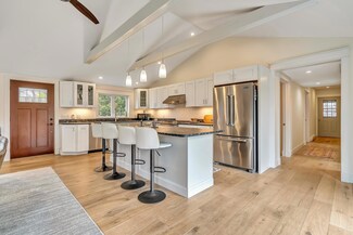 31 Lane Rd, Orrs Island, ME 04066