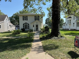 729 Olive Ave, Hebron, NE 68370
