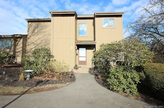 3 Pilgrim Harbor Unit C, Wallingford, CT 06492