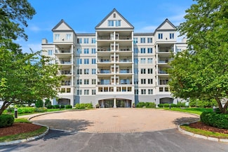 12 Mountain Laurels Dr Unit 208, Nashua, NH 03062