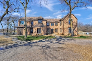 541 Hidden Lakes Blvd, Gunter, TX 75058