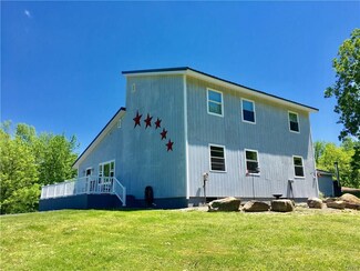 127 County Route 1a, Oswego, NY 13126