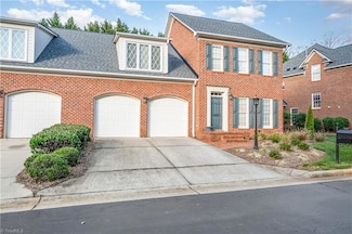 5407 Ridingate Ct, Greensboro, NC 27455