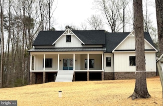 59 Lighthouse Dr, Bumpass, VA 23024