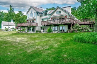 112 Bolton Rd, Harvard, MA 01451