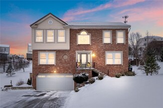 621 Turnberry Ln, Oakdale, PA 15071