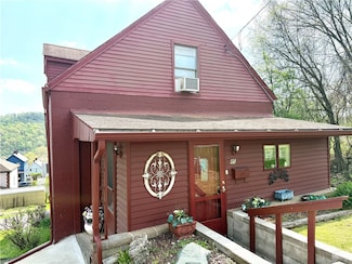 85 Thompson Avenue Extension, Donora, PA 15033