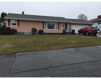 215 Sullivan Ave, Somerset, MA 02725