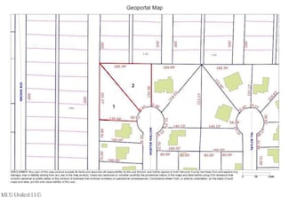 2 Hunter Hollow, Waveland, MS 39576