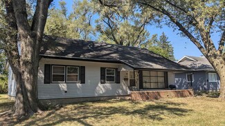 3032 Queen St, Fort Wayne, IN 46806