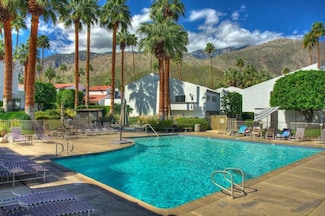 1452 S Camino Real, Palm Springs, CA 92264