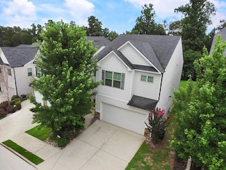 3948 Lake Manor Way, Atlanta, GA 30349