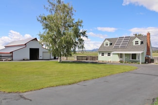 9321 Hill Rd, Klamath Falls, OR 97603