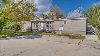 360 State St, North Fort Myers, FL 33903