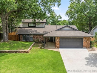 8123 S Quebec Ave, Tulsa, OK 74137