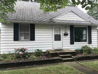 2214 Hollywood Place, South Bend, IN 46616