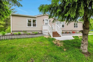 1371 Sturdevant Rd, Kimball, MI 48074
