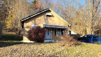 1021 Sugar Grove Rd SE, Lancaster, OH 43130